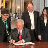 Mayor Lee Signs New Ordinance to Make San Francisco Electric Vehicle Ready